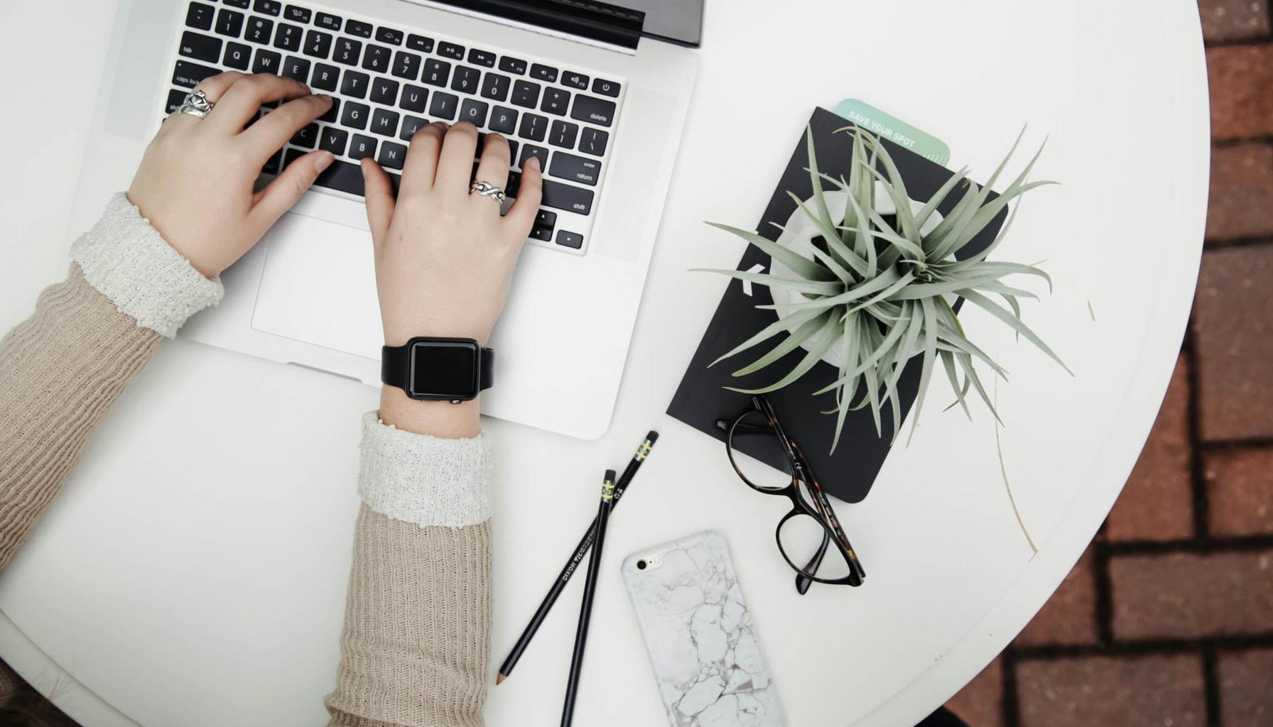 Real-World Examples of AI in Sales in 2024