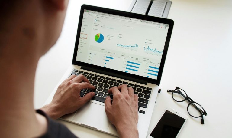 The Role of AI in Business Intelligence