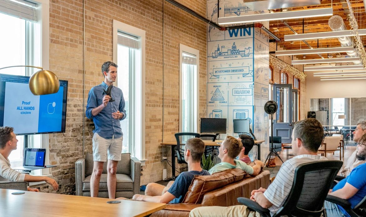 How to Choose the Best AI Tool for Your Small Business