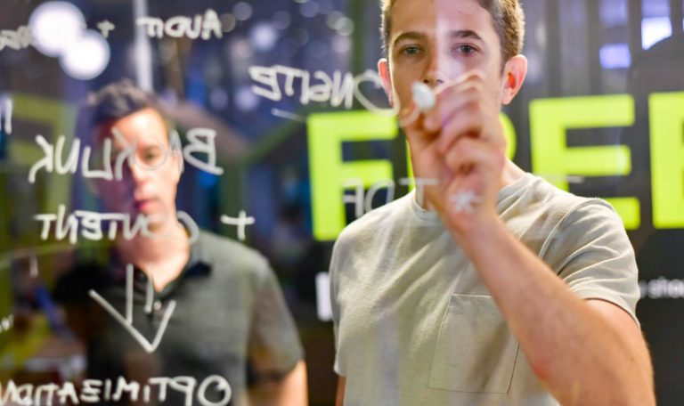 Build A White Label Content Machine For Agencies