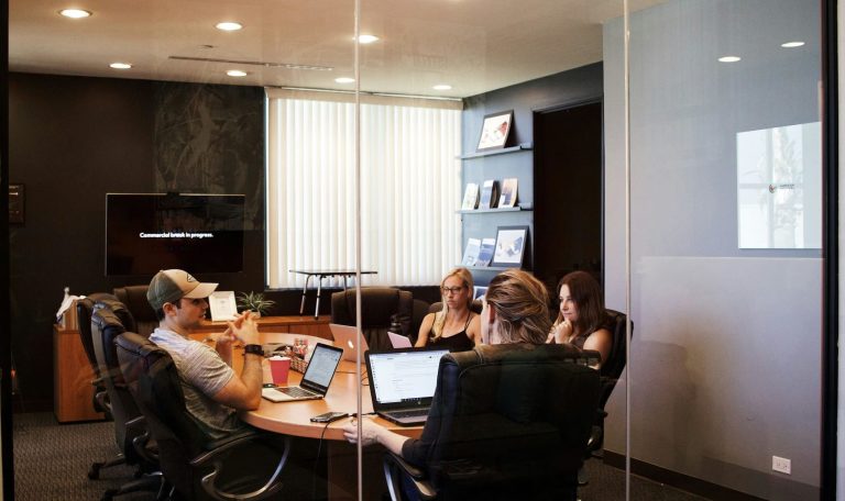 Is It Worth Starting a Digital Marketing Agency in 2025?